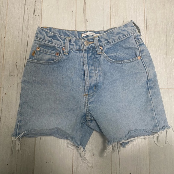 Blue Asphalt denim shorts size 26, but fits like a size 23-24! - Picture 3 of 7